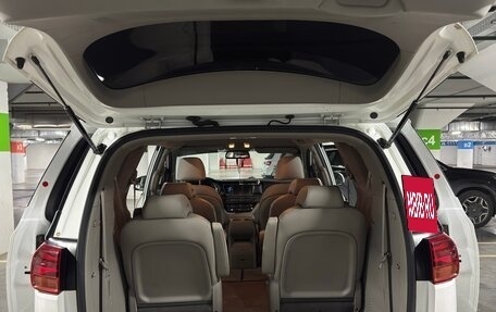 KIA Carnival III, 2019 год, 2 800 000 рублей, 14 фотография