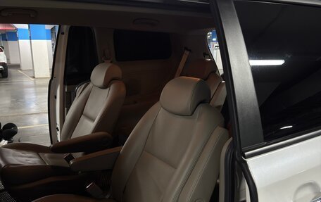 KIA Carnival III, 2019 год, 2 800 000 рублей, 34 фотография
