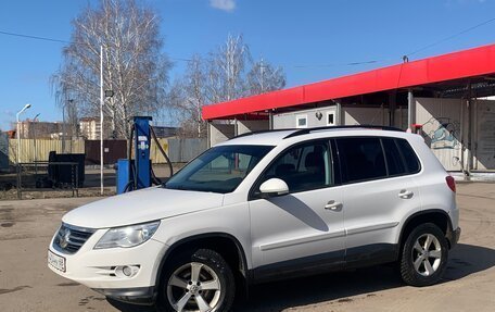 Volkswagen Tiguan I, 2010 год, 800 000 рублей, 3 фотография