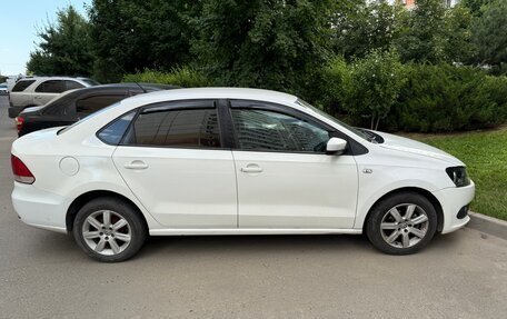 Volkswagen Polo VI (EU Market), 2012 год, 450 000 рублей, 2 фотография