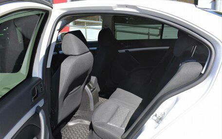 Skoda Octavia, 2011 год, 949 000 рублей, 10 фотография