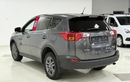 Toyota RAV4, 2012 год, 1 630 000 рублей, 4 фотография