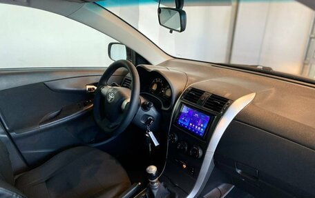 Toyota Corolla, 2011 год, 1 050 000 рублей, 12 фотография