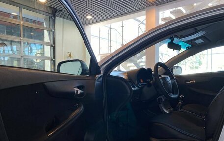 Toyota Corolla, 2011 год, 1 050 000 рублей, 20 фотография