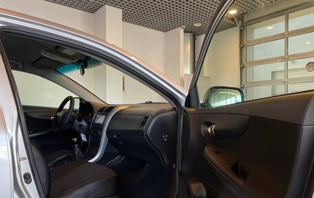 Toyota Corolla, 2011 год, 1 050 000 рублей, 26 фотография