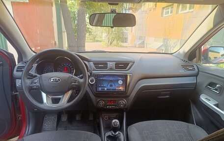 KIA Rio III рестайлинг, 2014 год, 550 000 рублей, 11 фотография