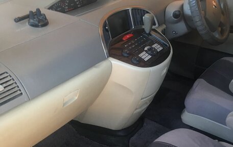 Nissan Presage II, 2003 год, 670 000 рублей, 3 фотография