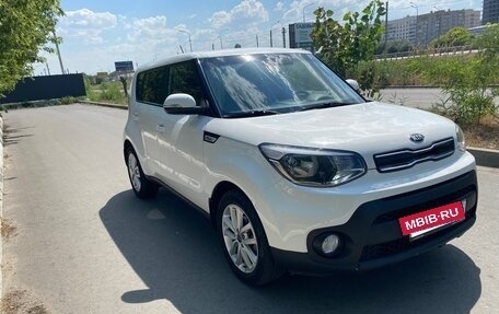 KIA Soul II рестайлинг, 2017 год, 1 595 000 рублей, 3 фотография