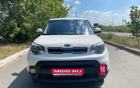 KIA Soul II рестайлинг, 2017 год, 1 595 000 рублей, 2 фотография