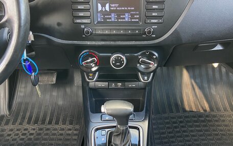KIA Rio IV, 2018 год, 1 400 000 рублей, 16 фотография