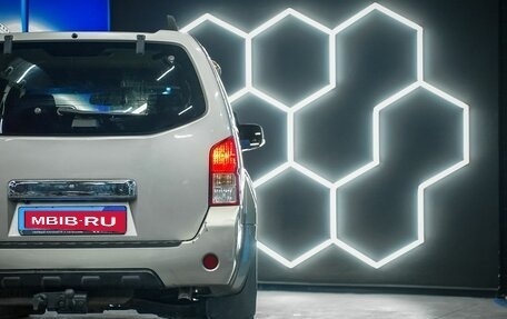 Nissan Pathfinder, 2012 год, 1 350 000 рублей, 17 фотография