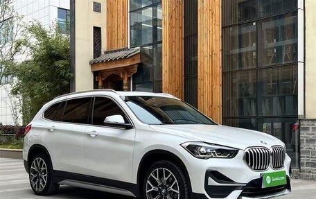BMW X1, 2022 год, 3 000 000 рублей, 3 фотография