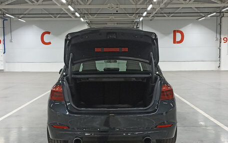 BMW 3 серия, 2016 год, 1 950 000 рублей, 14 фотография