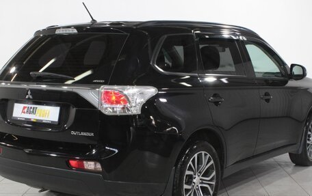 Mitsubishi Outlander III рестайлинг 3, 2012 год, 1 399 000 рублей, 5 фотография