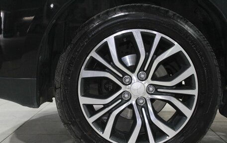 Mitsubishi Outlander III рестайлинг 3, 2012 год, 1 399 000 рублей, 10 фотография