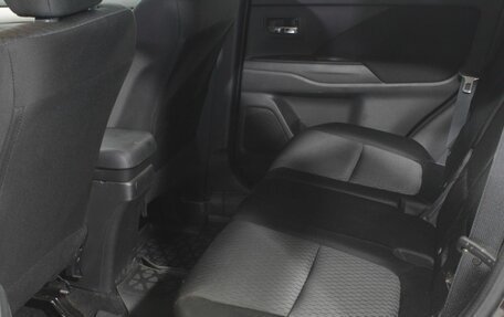 Mitsubishi Outlander III рестайлинг 3, 2012 год, 1 399 000 рублей, 18 фотография
