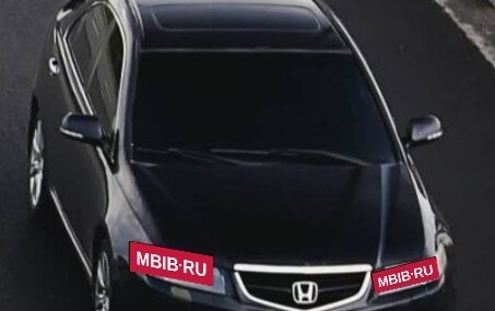 Honda Accord VII рестайлинг, 2004 год, 550 000 рублей, 1 фотография