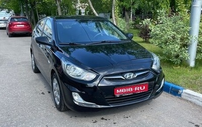 Hyundai Solaris II рестайлинг, 2012 год, 950 000 рублей, 1 фотография