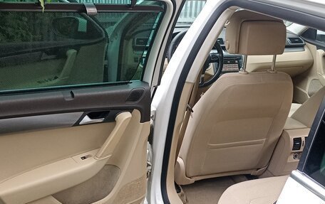 Volkswagen Passat B7, 2011 год, 950 000 рублей, 18 фотография