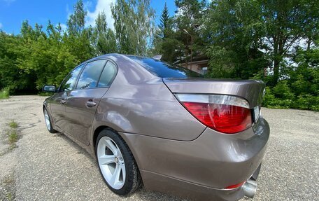 BMW 5 серия, 2006 год, 1 500 000 рублей, 3 фотография