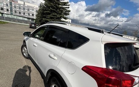 Toyota RAV4, 2014 год, 2 100 000 рублей, 3 фотография