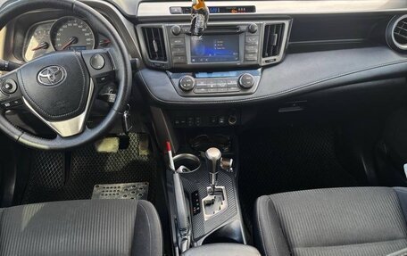 Toyota RAV4, 2014 год, 2 100 000 рублей, 14 фотография