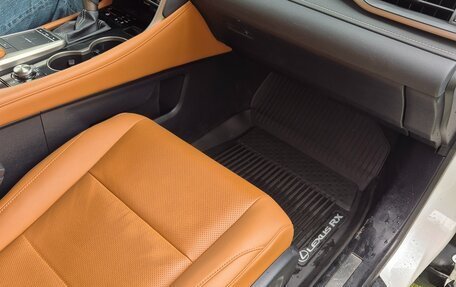 Lexus RX IV рестайлинг, 2021 год, 6 250 000 рублей, 8 фотография