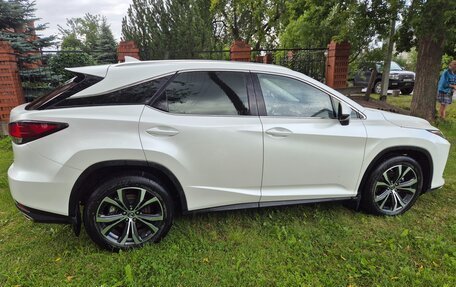 Lexus RX IV рестайлинг, 2021 год, 6 250 000 рублей, 3 фотография