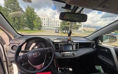 Toyota RAV4, 2014 год, 2 100 000 рублей, 11 фотография
