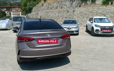 Hyundai Solaris II рестайлинг, 2021 год, 1 400 000 рублей, 4 фотография