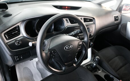 KIA cee'd III, 2013 год, 1 049 000 рублей, 10 фотография