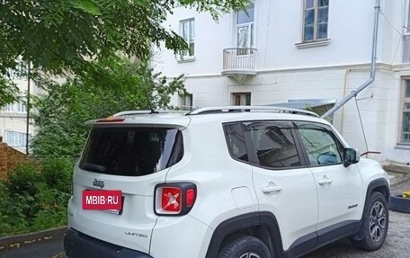 Jeep Renegade I рестайлинг, 2015 год, 1 770 000 рублей, 5 фотография
