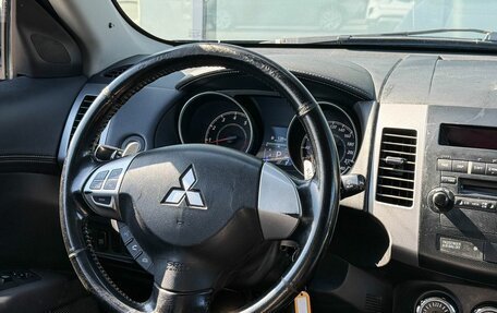 Mitsubishi Outlander III рестайлинг 3, 2009 год, 1 097 000 рублей, 11 фотография