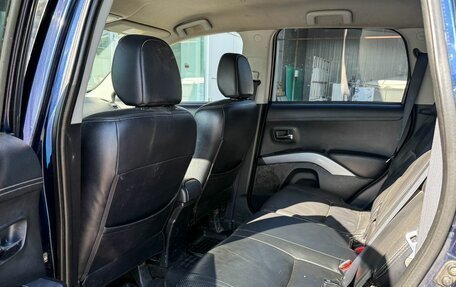 Mitsubishi Outlander III рестайлинг 3, 2009 год, 1 097 000 рублей, 14 фотография