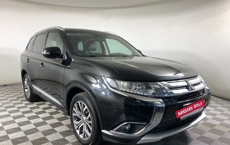 Mitsubishi Outlander III рестайлинг 3, 2016 год, 1 777 000 рублей, 3 фотография