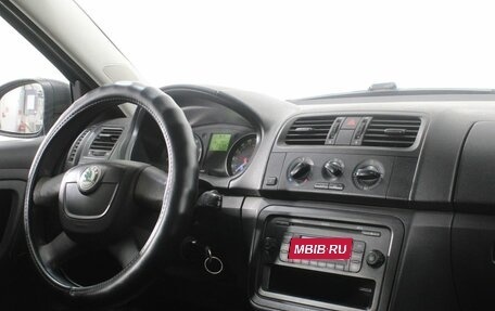 Skoda Fabia II, 2012 год, 375 000 рублей, 11 фотография
