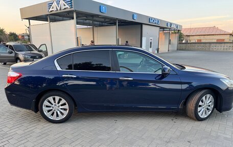 Honda Accord IX рестайлинг, 2013 год, 2 050 000 рублей, 7 фотография