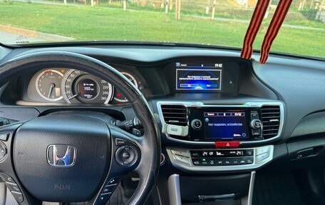 Honda Accord IX рестайлинг, 2013 год, 2 050 000 рублей, 16 фотография