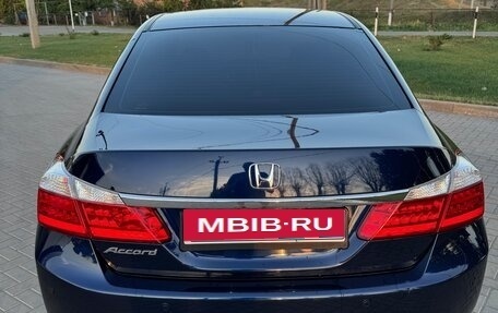 Honda Accord IX рестайлинг, 2013 год, 2 050 000 рублей, 6 фотография