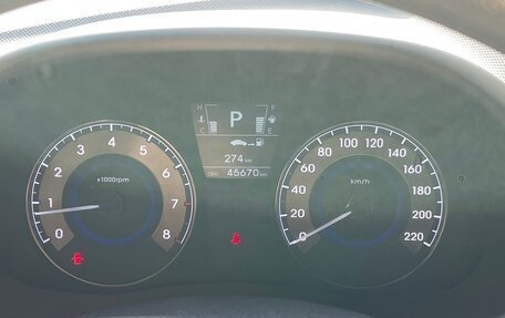 Hyundai Solaris II рестайлинг, 2012 год, 950 000 рублей, 17 фотография