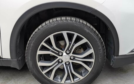 Mitsubishi Outlander III рестайлинг 3, 2016 год, 1 735 000 рублей, 9 фотография