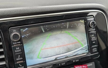 Mitsubishi Outlander III рестайлинг 3, 2016 год, 1 735 000 рублей, 23 фотография
