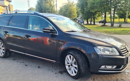 Volkswagen Passat B7, 2011 год, 815 000 рублей, 3 фотография