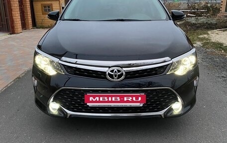 Toyota Camry, 2017 год, 2 550 000 рублей, 5 фотография