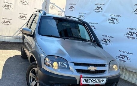Chevrolet Niva I рестайлинг, 2017 год, 570 000 рублей, 4 фотография