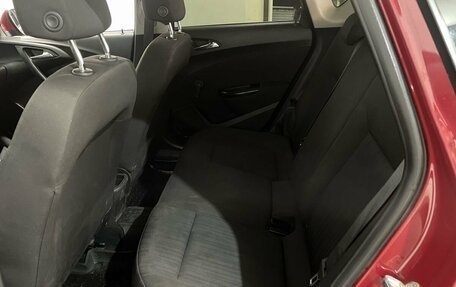 Opel Astra J, 2010 год, 540 000 рублей, 14 фотография