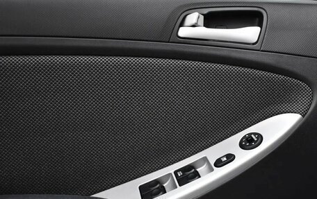 Hyundai Solaris II рестайлинг, 2012 год, 699 000 рублей, 10 фотография