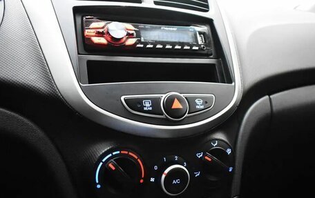 Hyundai Solaris II рестайлинг, 2012 год, 699 000 рублей, 8 фотография