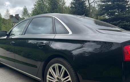 Audi A8, 2011 год, 2 500 000 рублей, 16 фотография