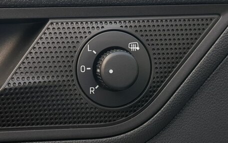 Skoda Rapid II, 2020 год, 1 349 000 рублей, 10 фотография